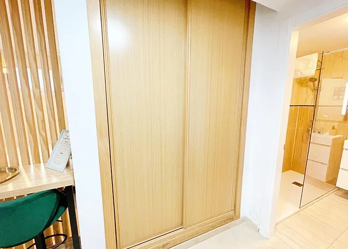 New Tropic Malaka Home